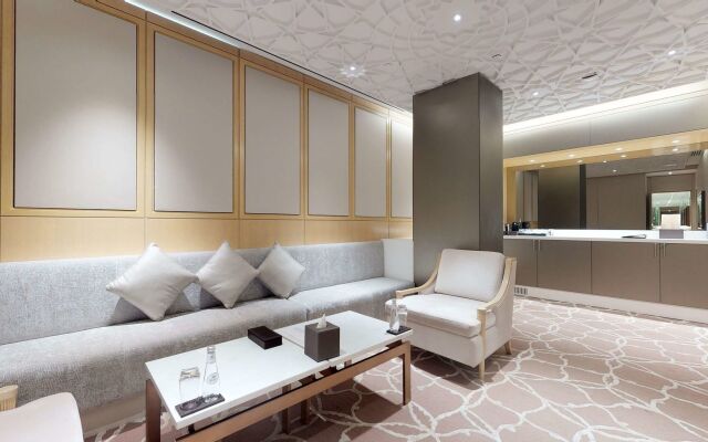 The Hotel Galleria Jeddah, Curio Collection by Hilton