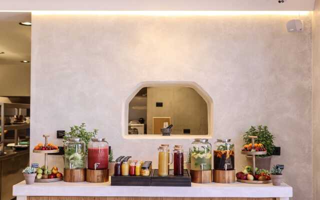 Tropicana Hotel , Suites & Villas Mykonos