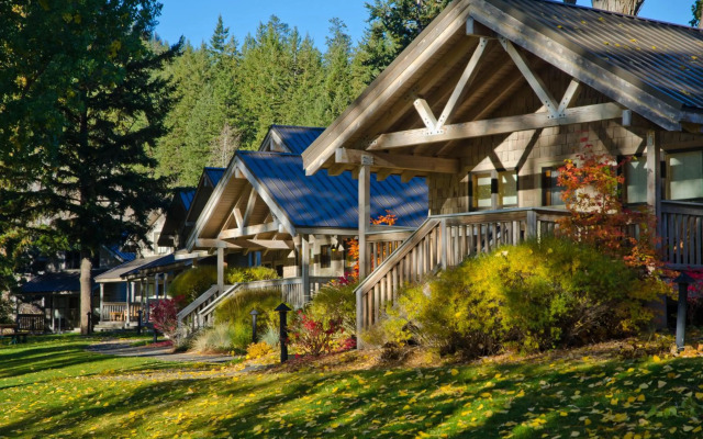 Sun Mountain Lodge