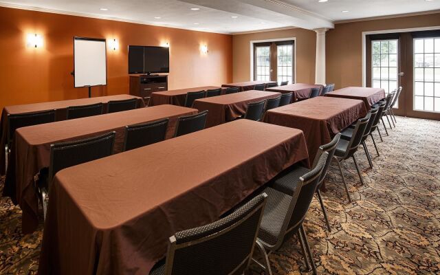 Best Western Inn & Suites