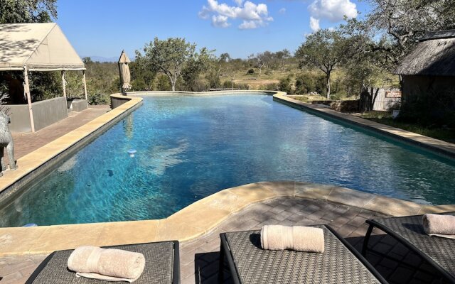 MILIMA Big 5 Safari Lodge