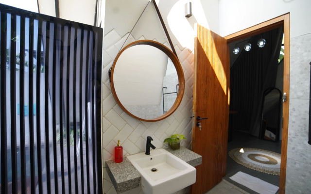 Ubu Villa Coconut – Bathroom – Sleman