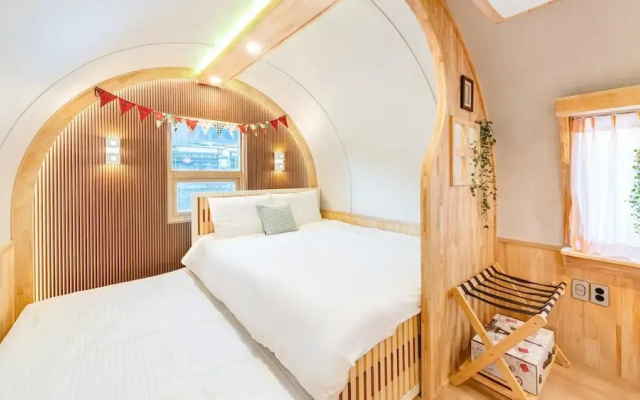 Gapyeong Iseom Poolvilla Pension