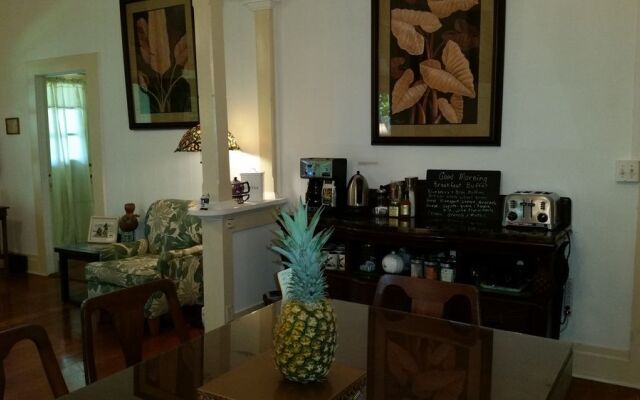 Haiku Plantation Inn Bed & Breakfast