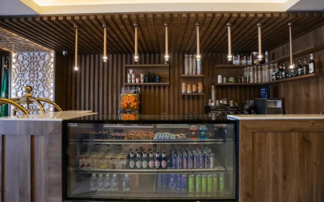 NARS Plus Al Basateen