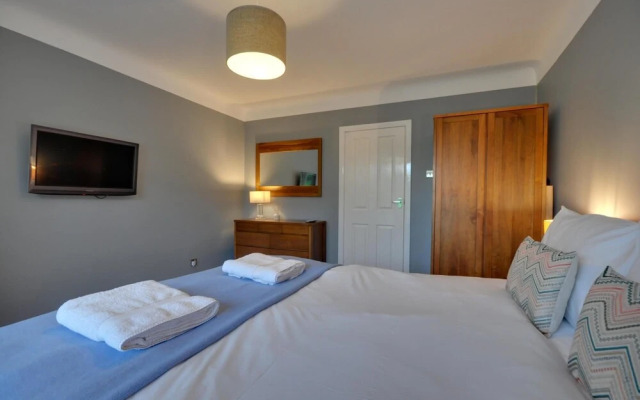 Mauve - 2 Bedroom Apartment on Peninsula