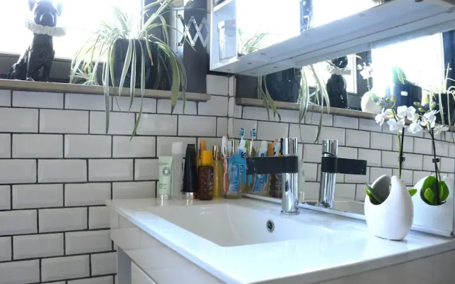 Villa With Private Pool In Blaregnies