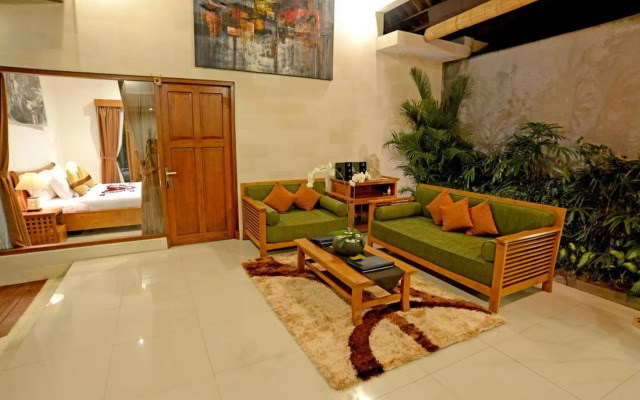 Sandi Agung Villa