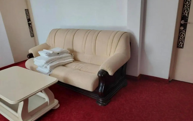 Apartament Lora