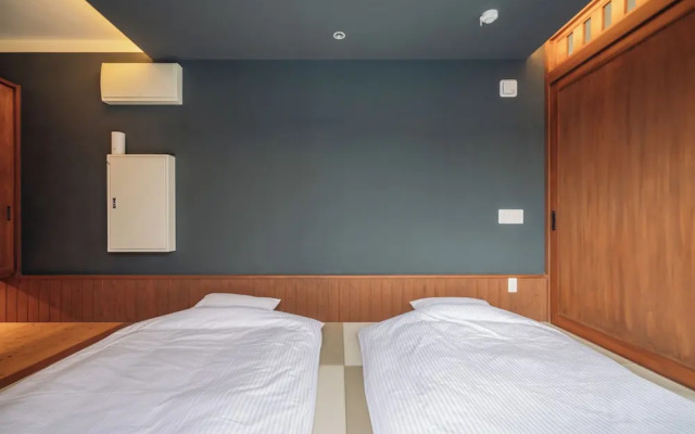 Reflexion Villas GLANZ