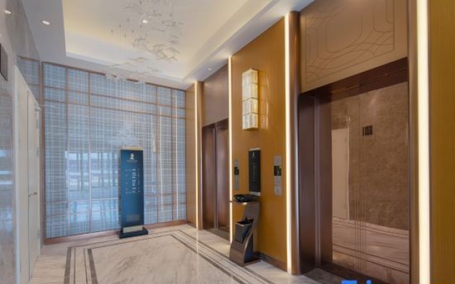 Venus Royal Hotel (Jinan Daming Lake Park Dongchang Subway Station Branch) — фото 5