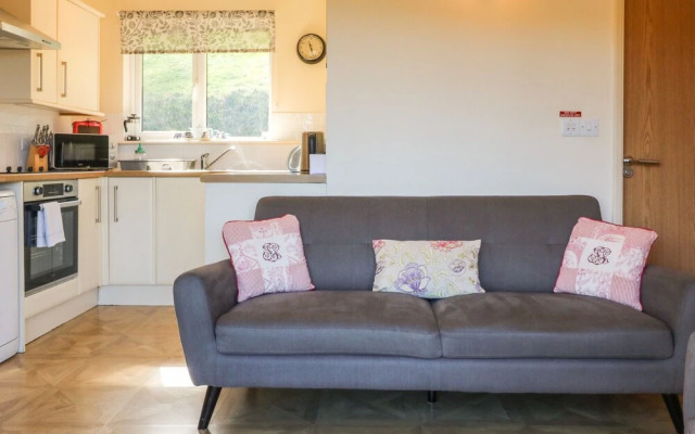 Chalet Log Cabin L15