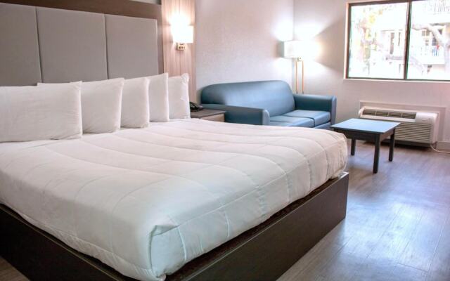 Admiral's Inn on Tybee Island