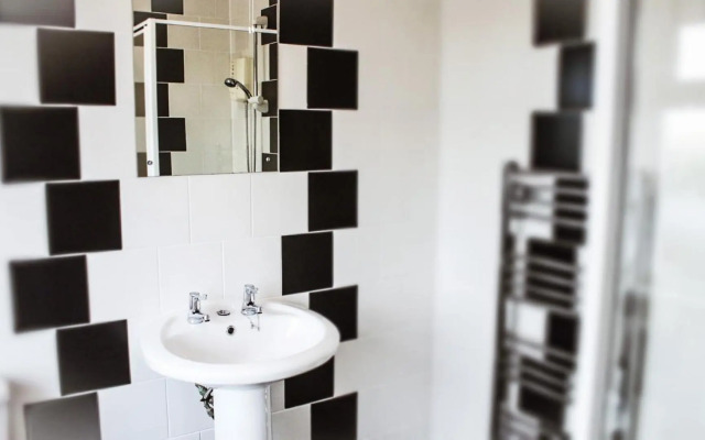 Sandyhill Guest House