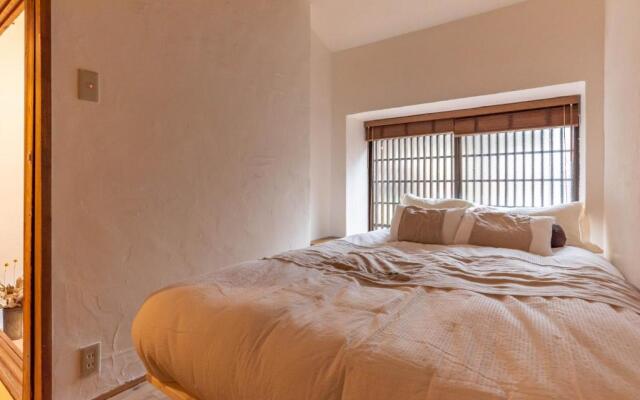 back alley residence Hibi