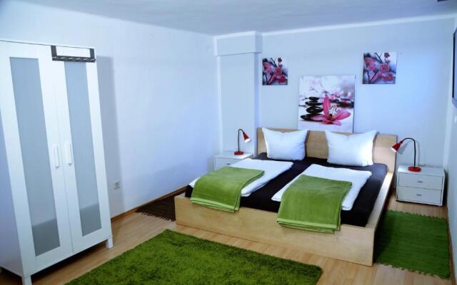 Pro's Apartment