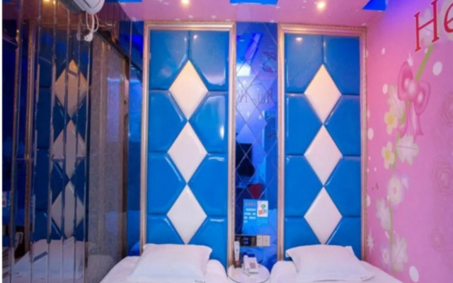 Dream of rain theme hotel