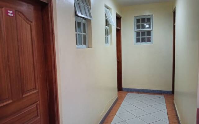 Munyaka Paramount Hotel