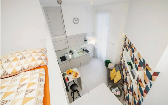 BpR Astro Studio Home