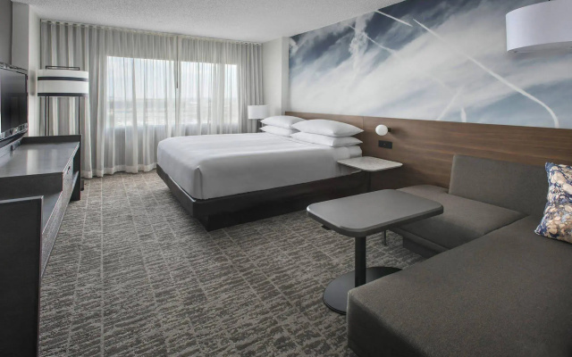 Newark Liberty International Airport Marriott