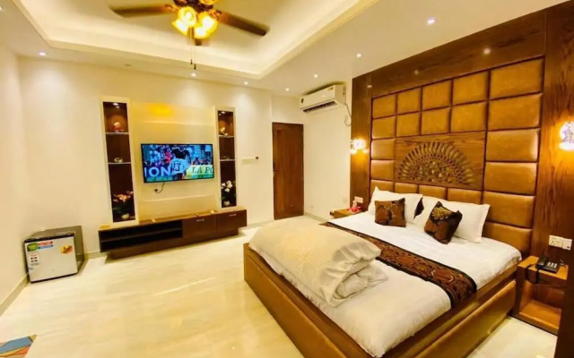 Beach Queen Resort