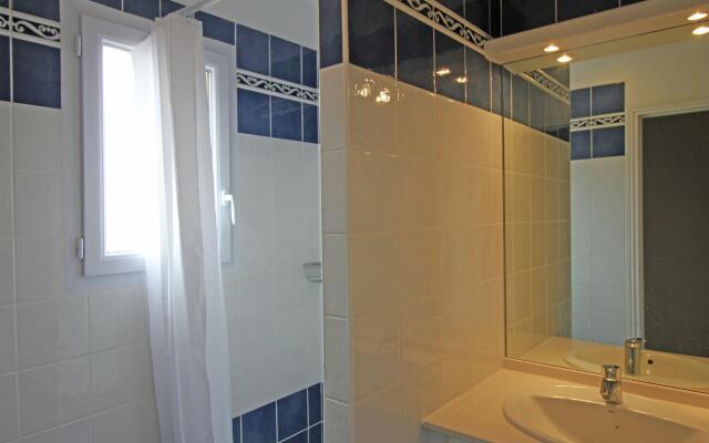Luxurious Holiday Home in Les Issambres with Swimming Pool