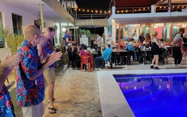 Pelican Inn at Las Dunas Chelem Hotel