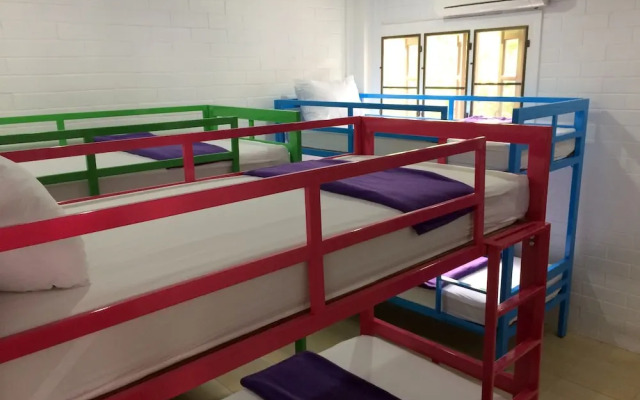 Royale Suites And Apartments By OYO Rooms