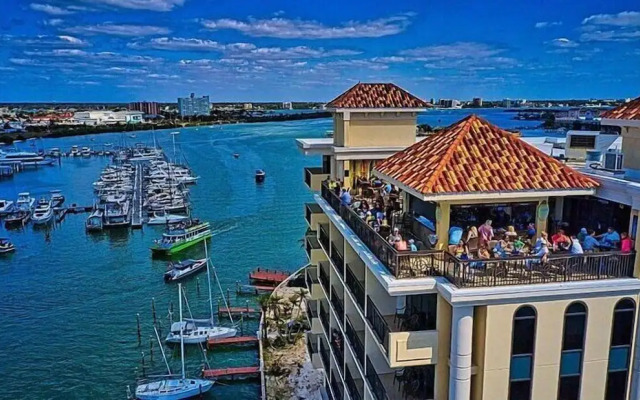 Blue Haven near Downtown Ybor Beachs