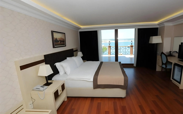 Phellos Suites