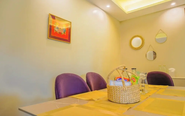 Alaya Stays Veera Marina 3 BHK Apartment