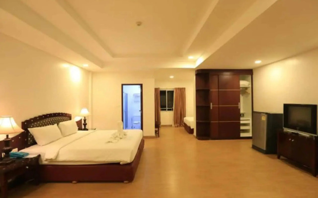 Pattaya Hiso Hotel