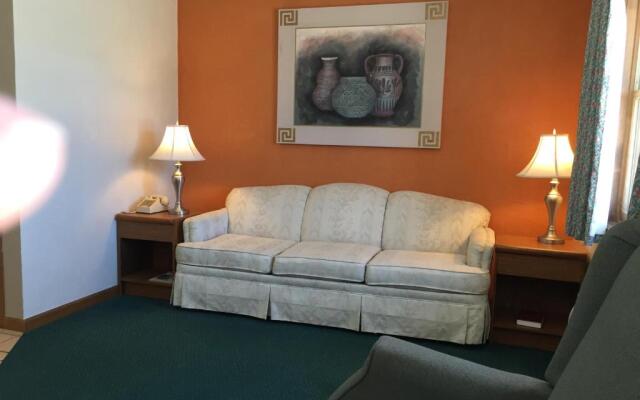 East Street Inn & Suites Tipton