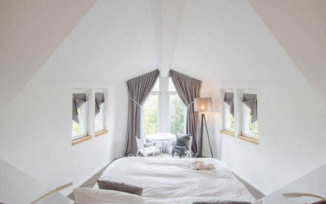 NE5T Suites & Spa