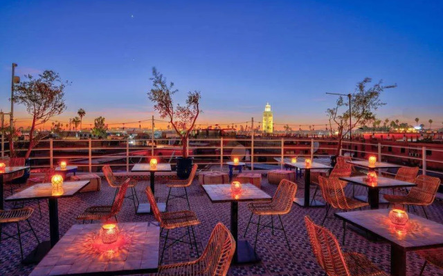 Zwen Zwen Boutique Hotel Rooftop & Spa