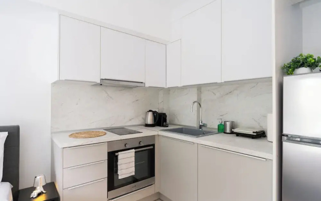 Velvet Luxury Studios in the City Center by BiNobi!