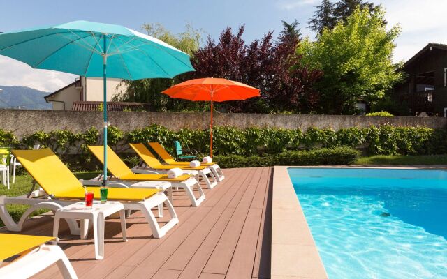 Logis Hôtel Arc en Ciel