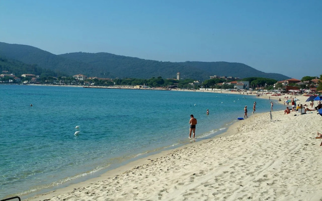 Villetta le Palme in Marina di Campo