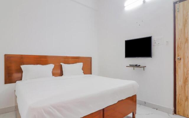 Collection O 80718 Greenland Hotel Kondapur