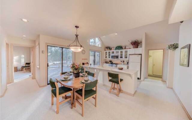 Yankee Mountain Lane 8