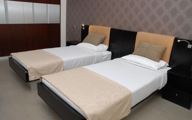 Royal Ascot Hotel Apartment