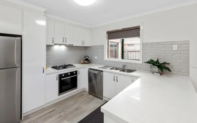 Best Western Fawkner Airport Motor Inn