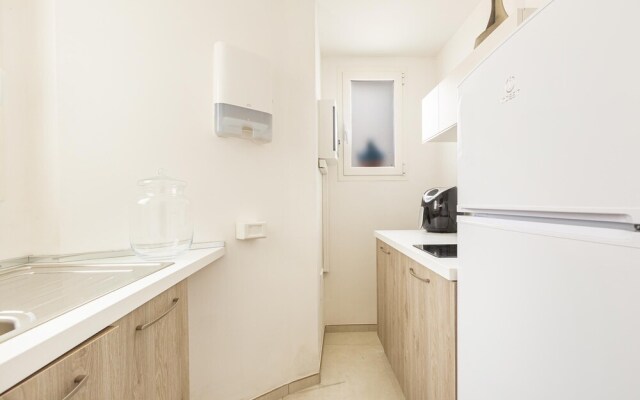 3469 Lecasinedico` - Anita by Barbarhouse