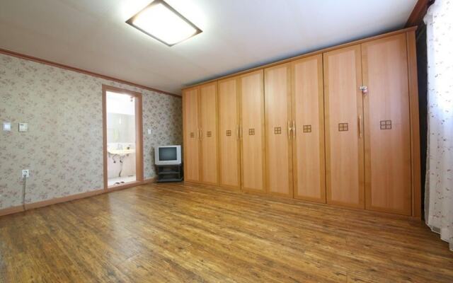 Ganghwa Island Beach Forest Pension