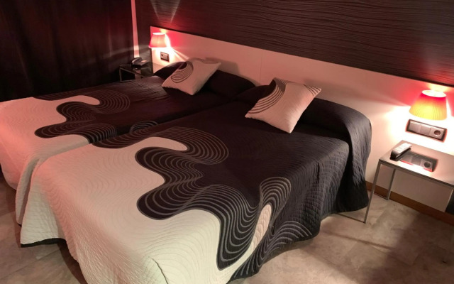 La Suite Hotel