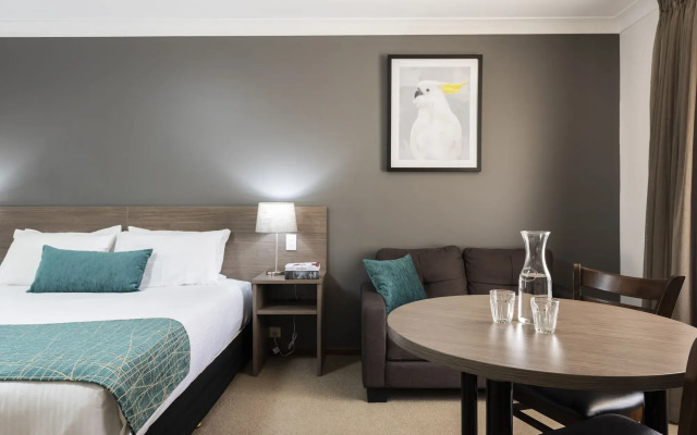 Best Western Plus Ambassador Orange
