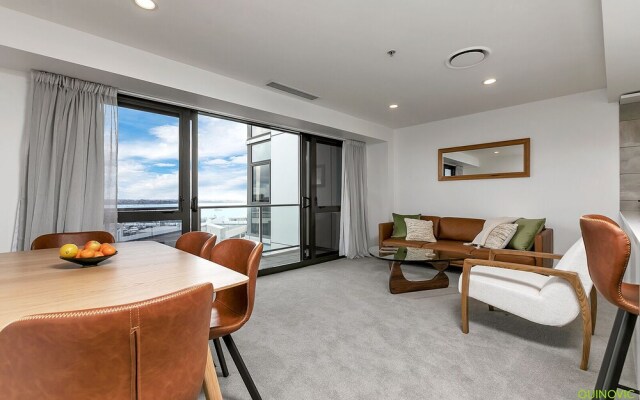 QV Modern Upscale Apartment - 1012