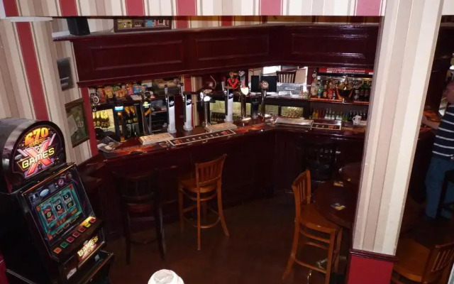 Shanahans B&B with Sports Bar
