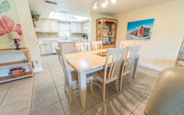Cocoa Beach Club by Happy Palm Stays