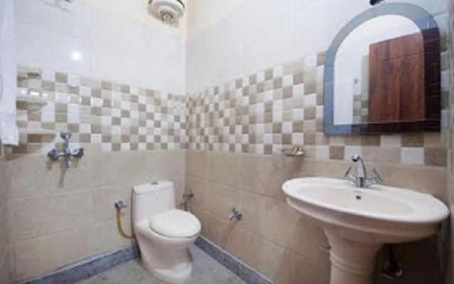 Airport Hotel Green Heights